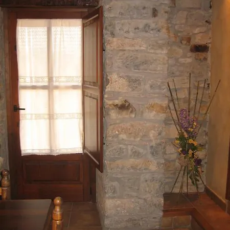 Casa L'apargatero Casa rural Morillo de Monclus
